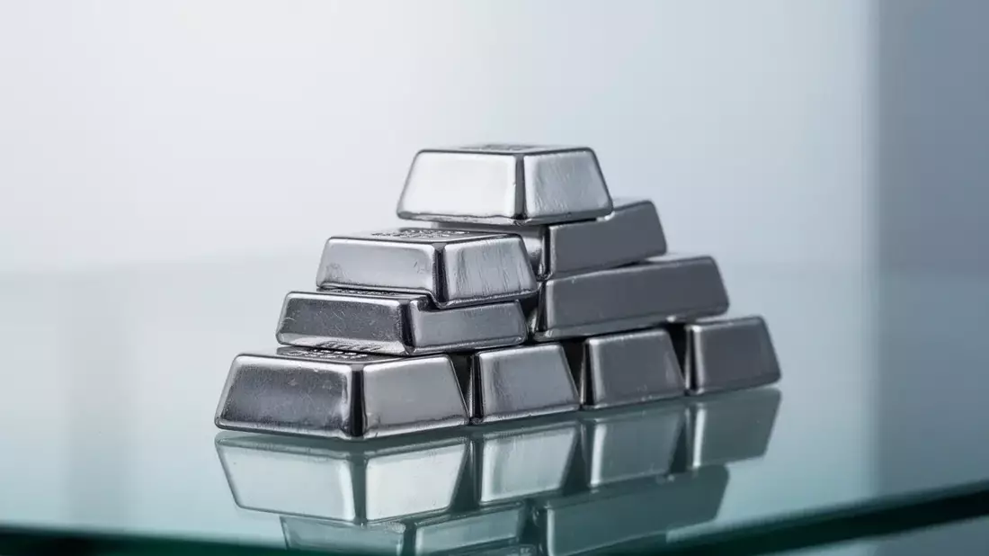 Plata: 474 millones de onzas reclamadas y una prima del 13% en China dibujan un mercado partido - Bild: über boerse-global.de