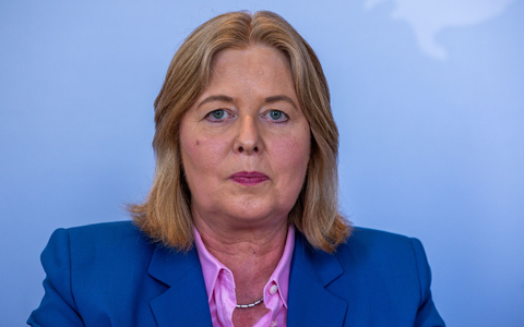 Bundesarbeitsministerin Bas schildert, wie sie mit Anfeindungen umgeht. (Archivbild) - Bild: Jens Büttner/dpa