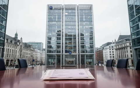 Commerzbank’s Rising Star: Strong Profits and AI Ambitions Outshine UniCredit’s Lukewarm Bid - Bild: über boerse-global.de
