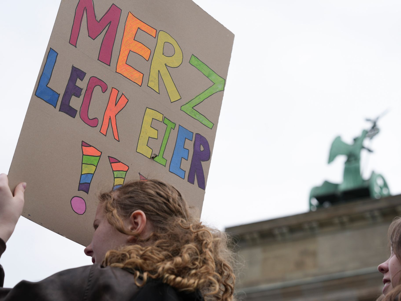 «Mehrzweckeier» klingt sehr nach «Merz leck Eier». (Archivbild) - Foto: Sven Kaeuler/dpa