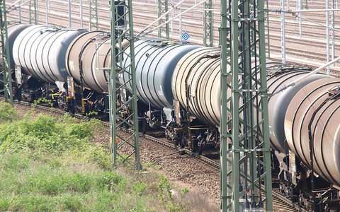 Güterzug auf Gleisanlage (Archiv) - Bild: via dts Nachrichtenagentur