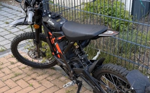 POL-DA: Griesheim: Roller (666-JFZ) gestohlen / Polizei ermittelt und sucht Zeugen - Bild: presseportal.de