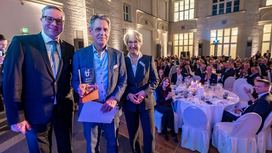 Tönnies Forschung ruft zur Bewerbung um Bernd-Tönnies-Medienpreis 2027 auf - Bild: presseportal.de