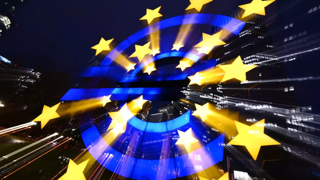 Die EZB will die internationale Rolle des Euro an den Finanzmärkten stärken. - Bild: Arne Dedert/dpa