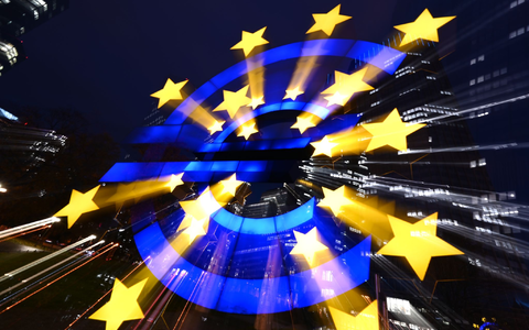 Die EZB will die internationale Rolle des Euro an den Finanzmärkten stärken. - Bild: Arne Dedert/dpa