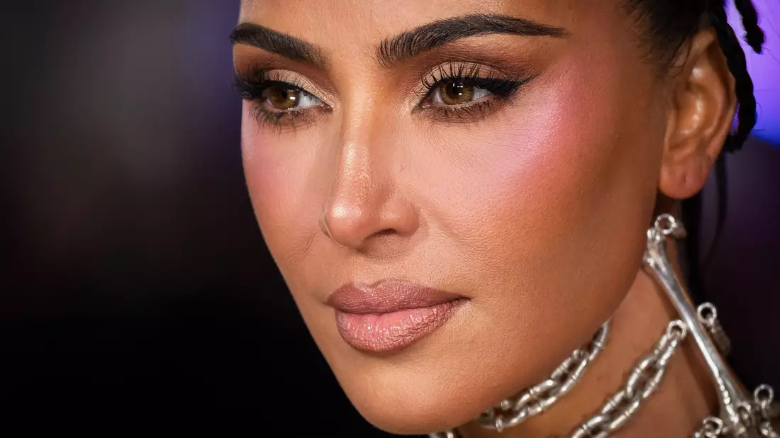 Kim Kardashian hat auf Instagram ein 20-teiliges Foto- und Videoalbum mit Eindrücken der vergangenen Wochen geteilt. (Archivbild) - Bild: Scott A Garfitt/Invision/dpa