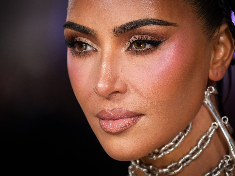 Kim Kardashian hat auf Instagram ein 20-teiliges Foto- und Videoalbum mit Eindrücken der vergangenen Wochen geteilt. (Archivbild) - Foto: Scott A Garfitt/Invision/dpa