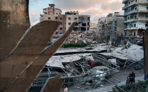 Weite Gebiete im Südlibanon wurden durch israelische Angriffe verwüstet. (Archivbild) - Bild: Uncredited/AP/dpa