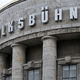 Die Volksbühne in Berlin. (Archivbild) - Bild: Soeren Stache/dpa