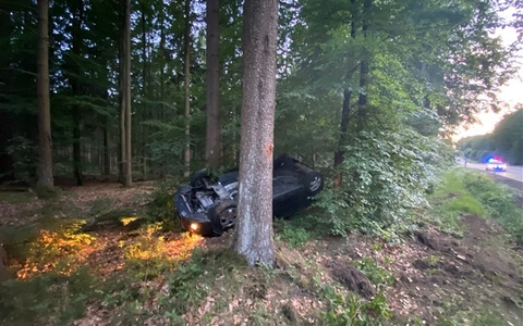 POL-PDTR: Verkehrsunfall mit verletzter Person - Flucht - Bild: presseportal.de