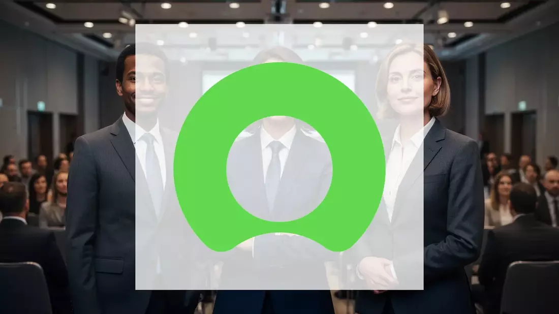 ServiceNow Aktie: 3. Juni – drei Manager vor Investoren - Bild: über boerse-global.de