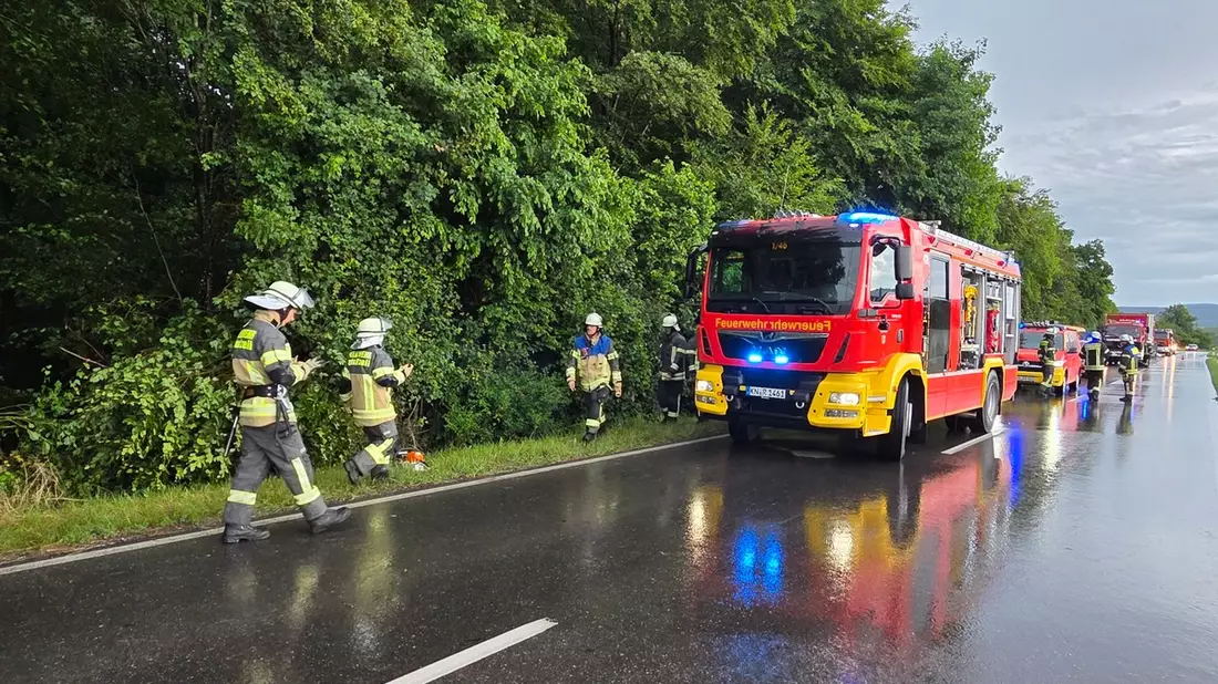 FW-Radolfzell: Verkehrsunfall zwischen Radolfzell und Möggingen - Bild: presseportal.de