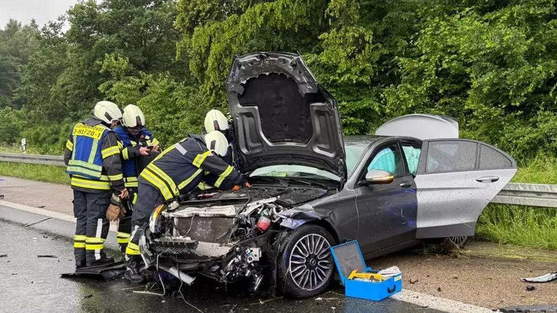 FW-EN: PKW verunfallt auf Autobahn - Bild: presseportal.de