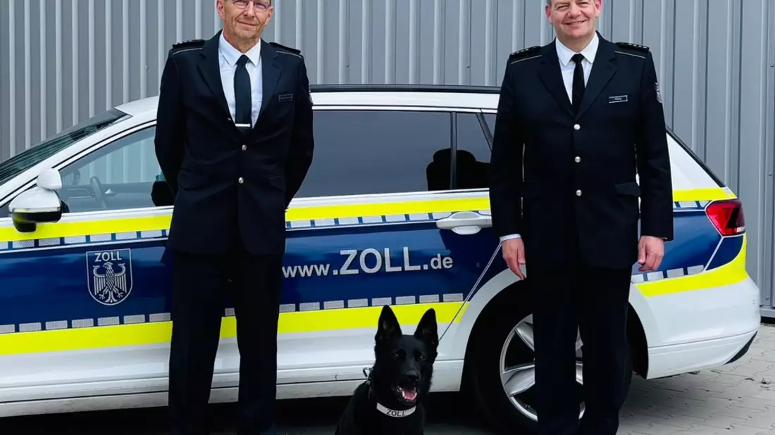 HZA-BI: Eine neue Spürnase für Tabak und Bargeld beim Bielefelder Zoll/Zollhündin Mia hat ihren Dienst aufgenommen - Bild: presseportal.de