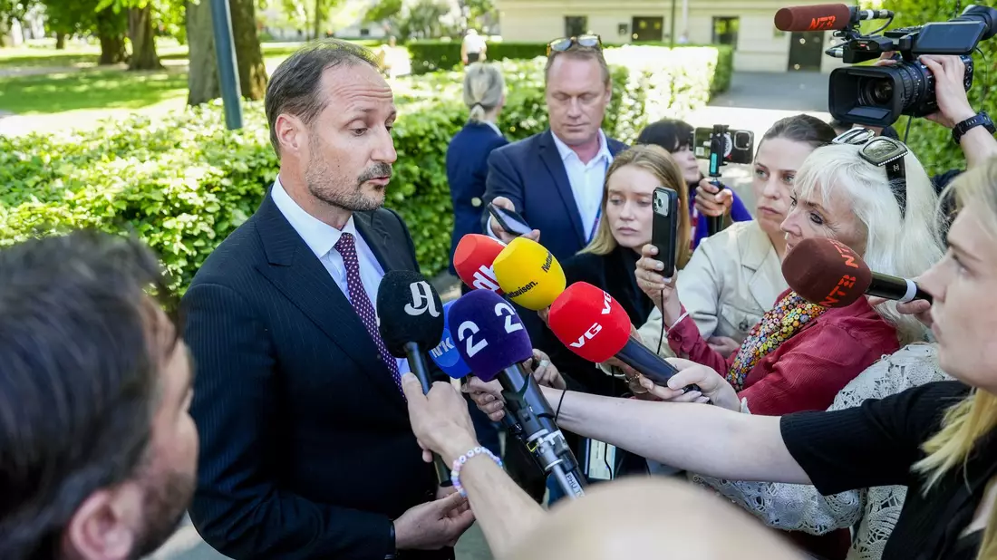 Kronprinz Haakon steht Rede und Antwort zu Krisen und Krankheiten. (Archivbild) - Bild: Terje Pedersen/NTB/dpa