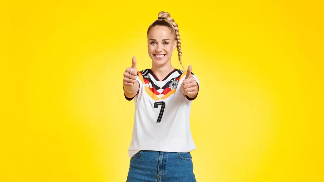 Starke Partnerschaft für Ernährung: Netto Marken-Discount gewinnt DFB-Kapitänin Giulia Gwinn als Markenbotschafterin - Bild: presseportal.de