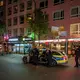 Bei der Tat in einem Wettbüro in der Gießener Innenstadt waren drei Menschen durch Schüsse verletzt worden. (Archivbild) - Bild: Andreas Arnold/dpa