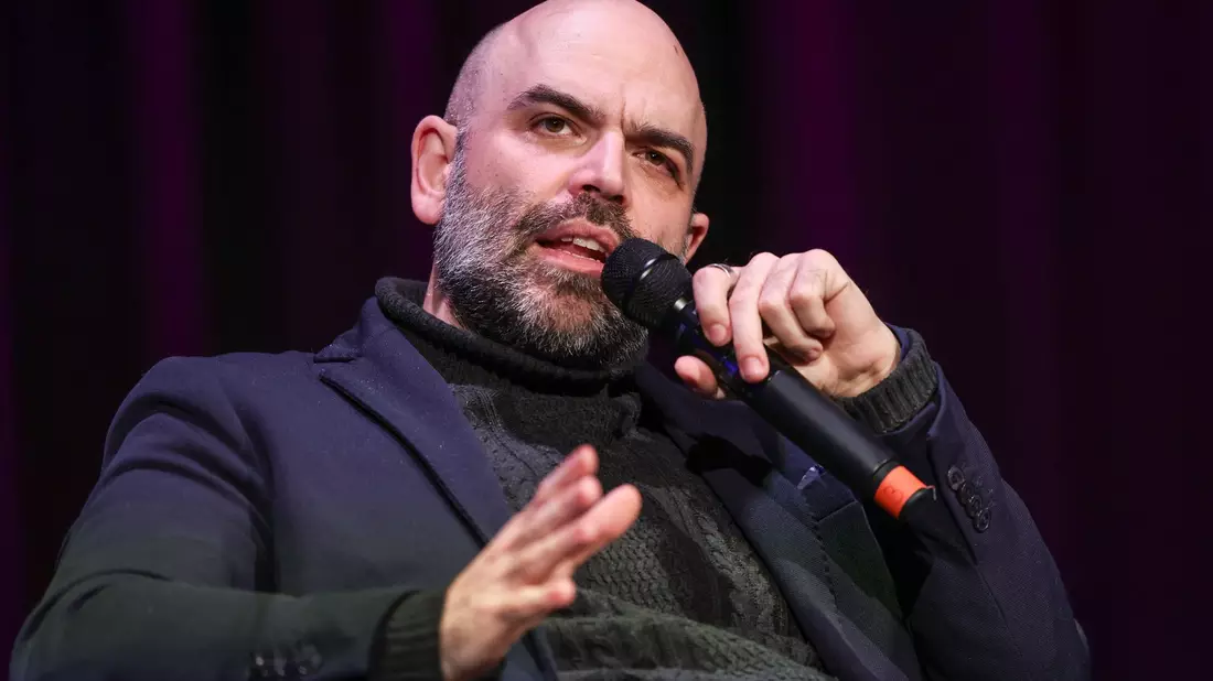 Der Bestseller-Autor Roberto Saviano kritisierte die Zustände seit langem. (Archivbild) - Bild: Oliver Berg/dpa