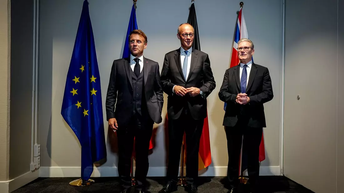 Frankreich, Deutschland und Großbritannien waren als E3 bei den Ukraine-Verhandlungen zuletzt nur an der Seitenlinie. - Bild: Kay Nietfeld/dpa