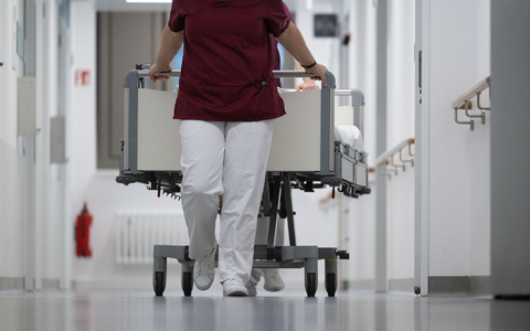 Aus den Bundesrats-Ausschüssen kommen Warnungen vor einem «Kliniksterben» (Archivbild)   - Bild: Marijan Murat/dpa
