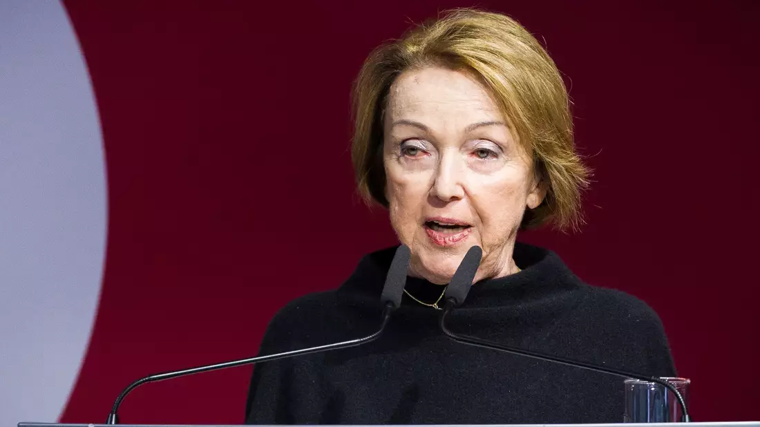 Auch die Holocaust-Überlebende Eva Umlauf reagierte fassungslos. (Archivbild) - Bild: Moritz Frankenberg/dpa