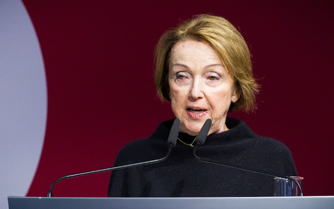 Auch die Holocaust-Überlebende Eva Umlauf reagierte fassungslos. (Archivbild) - Bild: Moritz Frankenberg/dpa
