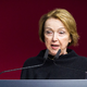 Auch die Holocaust-Überlebende Eva Umlauf reagierte fassungslos. (Archivbild) - Bild: Moritz Frankenberg/dpa