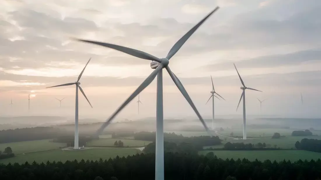 RWE’s Timely Wind Farm Expansion Contrasts With Surge in Negative Power Prices - Bild: über boerse-global.de