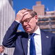 Außenminister Johann Wadephul (CDU) auf dem Weg zur Wahl für den UN-Sicherheitsrat in der Generalversammlung der Vereinten Nationen in New York. - Bild: Michael Kappeler/dpa