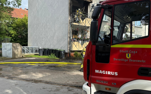 FW Lage: Balkonbrand in Mehrfamilienhaus - Bild: presseportal.de