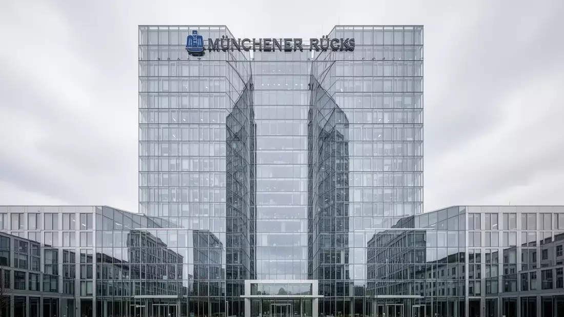 Munich Re’s Solvency Cushion Tested by Retrocession Reduction as Shares Languish Near Year Low - Bild: über boerse-global.de