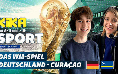Fußball-WM 2026 bei KiKA: Niklas (13) kommentiert Deutschland vs. Curaçao am 14. Juni 2026 / Partizipatives Angebot mit logo!-Kindernachrichten setzt auf Public Spaces Incubator - Bild: presseportal.de