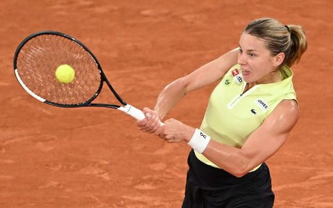 Maja Chwalinska bei einem Rückhandschlag. - Bild: Emma Da Silva/AP/dpa
