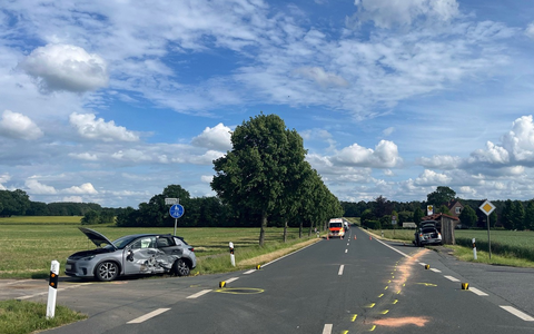 POL-COE: Dülmen, K27/ Autos zusammengestoßen - Bild: presseportal.de