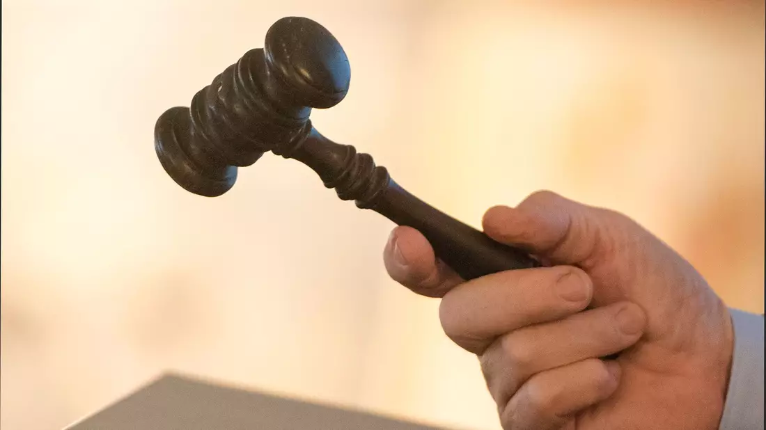 Der Brunnen mit NS-Raubgut-Historie wurde weit über dem Schätzpreis ersteigert. (Symbolbild) - Bild: picture alliance / dpa