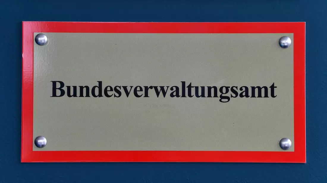 Der Antrag auf Wiedergutmachungseinbürgerung kann online gestellt werden. (Symbolbild) - Bild: Hendrik Schmidt/dpa-Zentralbild/dpa