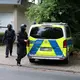 Die Polizei ist am frühen Morgen in Leverkusen im Einsatz. - Bild: Christoph Reichwein/dpa