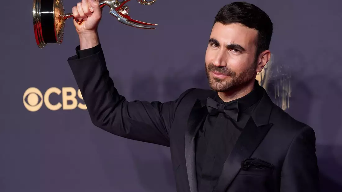 Für seine Darstellung des «Roy Kent» erhielt Brett Goldstein zweimal einen Emmy als bester Nebendarsteller in einer Comedyserie. (Archivbild) - Bild: Chris Pizzello/Invision via AP/dpa