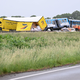 Nach dem Unfall wurden acht Menschen ins Krankenhaus gebracht.  - Bild: Peøina Ludìk/CTK/dpa