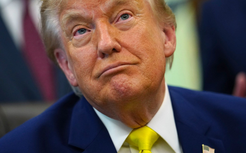 US-Präsident Trump sagt die geplanten Konzerte zum 250. Geburtstag der USA nun ganz ab.  - Bild: Julia Demaree Nikhinson/AP/dpa
