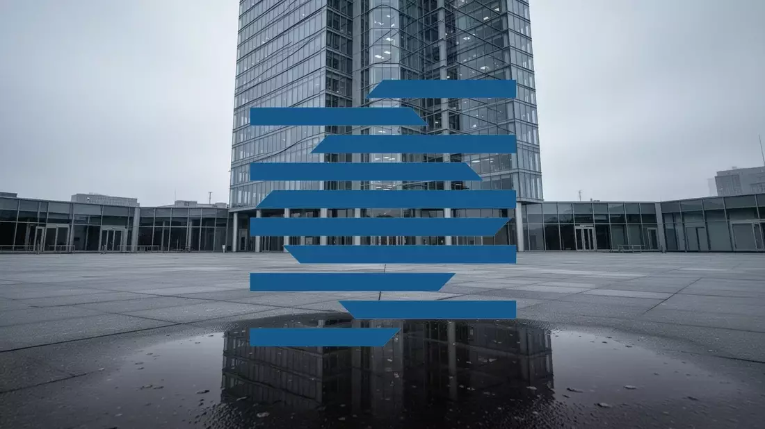 Munich Re Bets on Share Buyback and Reduced Hurricane Protection Near 52-Week Low