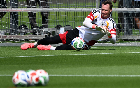 Manuel Neuer wird bei der Generalprobe vor der WM nicht im Tor stehen. (Archivbild)  - Bild: Federico Gambarini/dpa