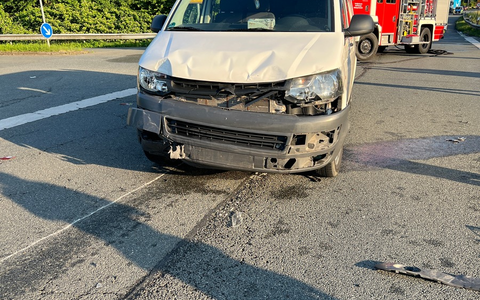 FW Petershagen: Schwerer Verkehrsunfall auf der B482 - Foto: presseportal.de