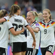 Große Freude: Die deutschen Fußballerinnen fahren zur WM 2027 nach Brasilien. - Bild: Rolf Vennenbernd/dpa