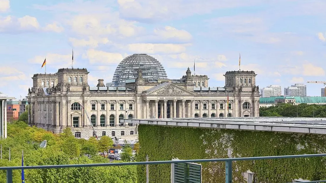 Familienunternehmer fordern Wegfall der Sommerpause