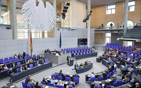 Bundestagssitzung (Archiv) - Foto: via dts Nachrichtenagentur