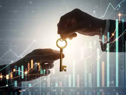 Eine Hand hält einen goldenen Schlüssel vor einem Hintergrund aus Finanzdiagrammen, die den Handel mit Rechten symbolisieren. - Foto: über boerse-global.de
