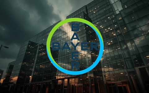 Bayer Stock Hovers Near Key Support as Pharma Results Clash with Glyphosate Legal Risk