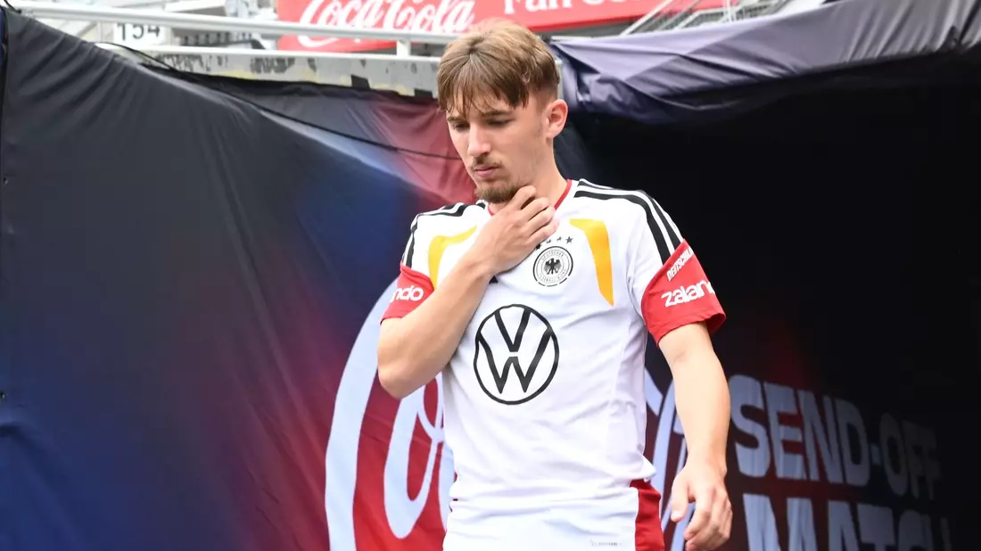 Für Lennart Karl ist der WM-Traum vor dem Turnierstart vorbei.  - Bild: Federico Gambarini/dpa