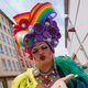 Am Christopher Street Day setzen die Demonstrierenden ein buntes Zeichen für Vielfalt und Toleranz. (Archivbild)  - Bild: Andreas Arnold/dpa